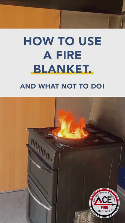 how to use a fire blanket